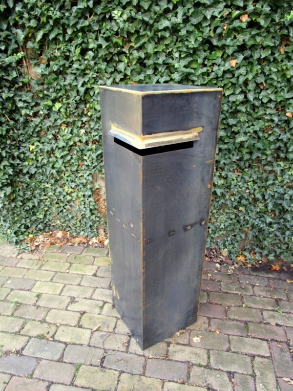 Corten steel standing mailbox Thor