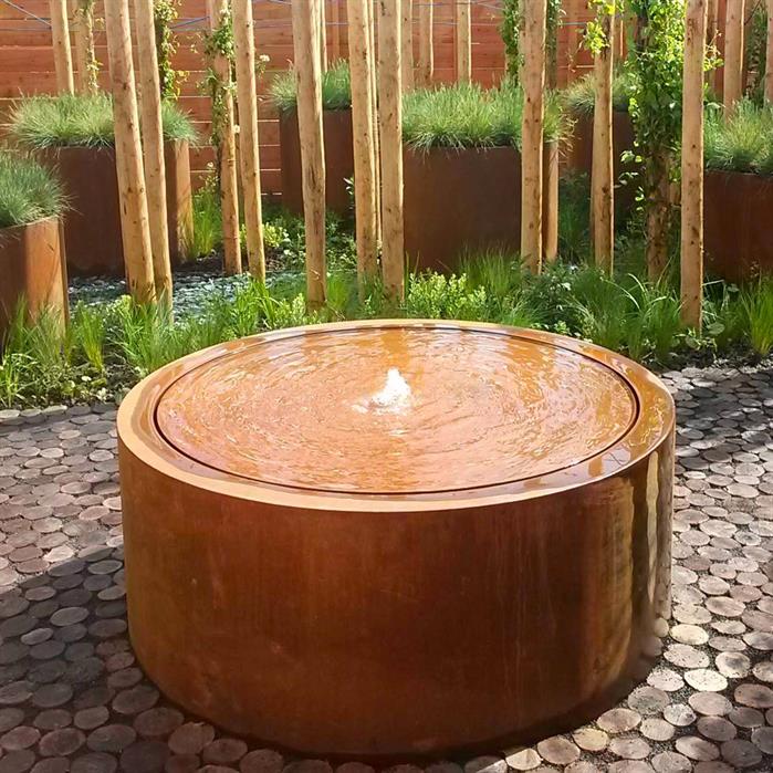 L'acier Corten Tables d'eau, ronde