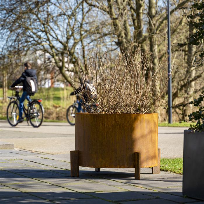 Corten steel planter Drum