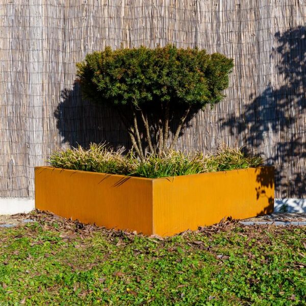 L'acier corten jardinière Triangle