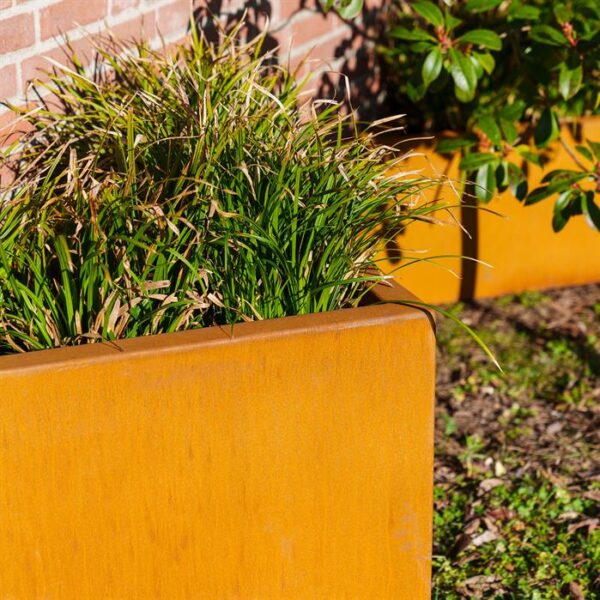 L'acier corten jardinière Triangle